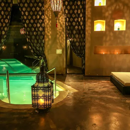 Hotell Masseria & Luciagiovanni 4*