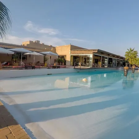 Masseria & Luciagiovanni Hotell Lecce