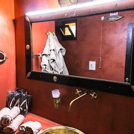 Hotell Masseria & Luciagiovanni 4*