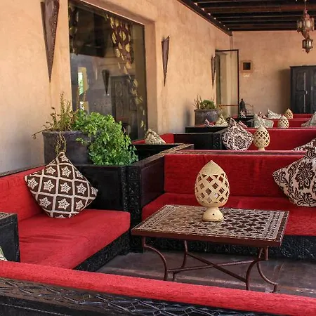 Masseria & Luciagiovanni Hotell 4*