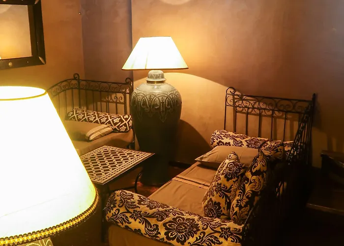 Hotel Masseria & Luciagiovanni 4*