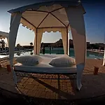 Masseria & Luciagiovanni Hotel 4*