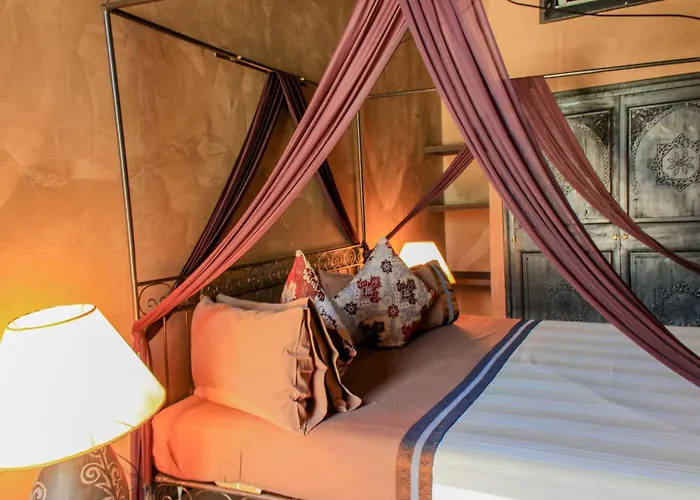 Hotel Masseria & Luciagiovanni 4*